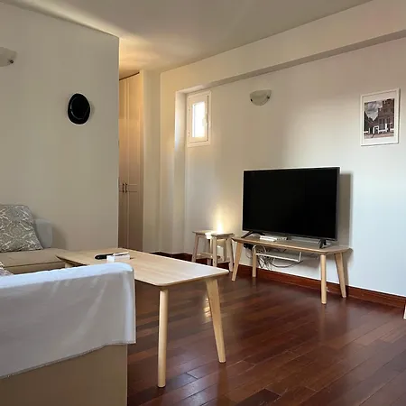 Centre Rooftop Terrace With Panoramic Views *